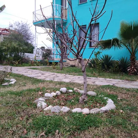 Hix Garden Aparthotel *